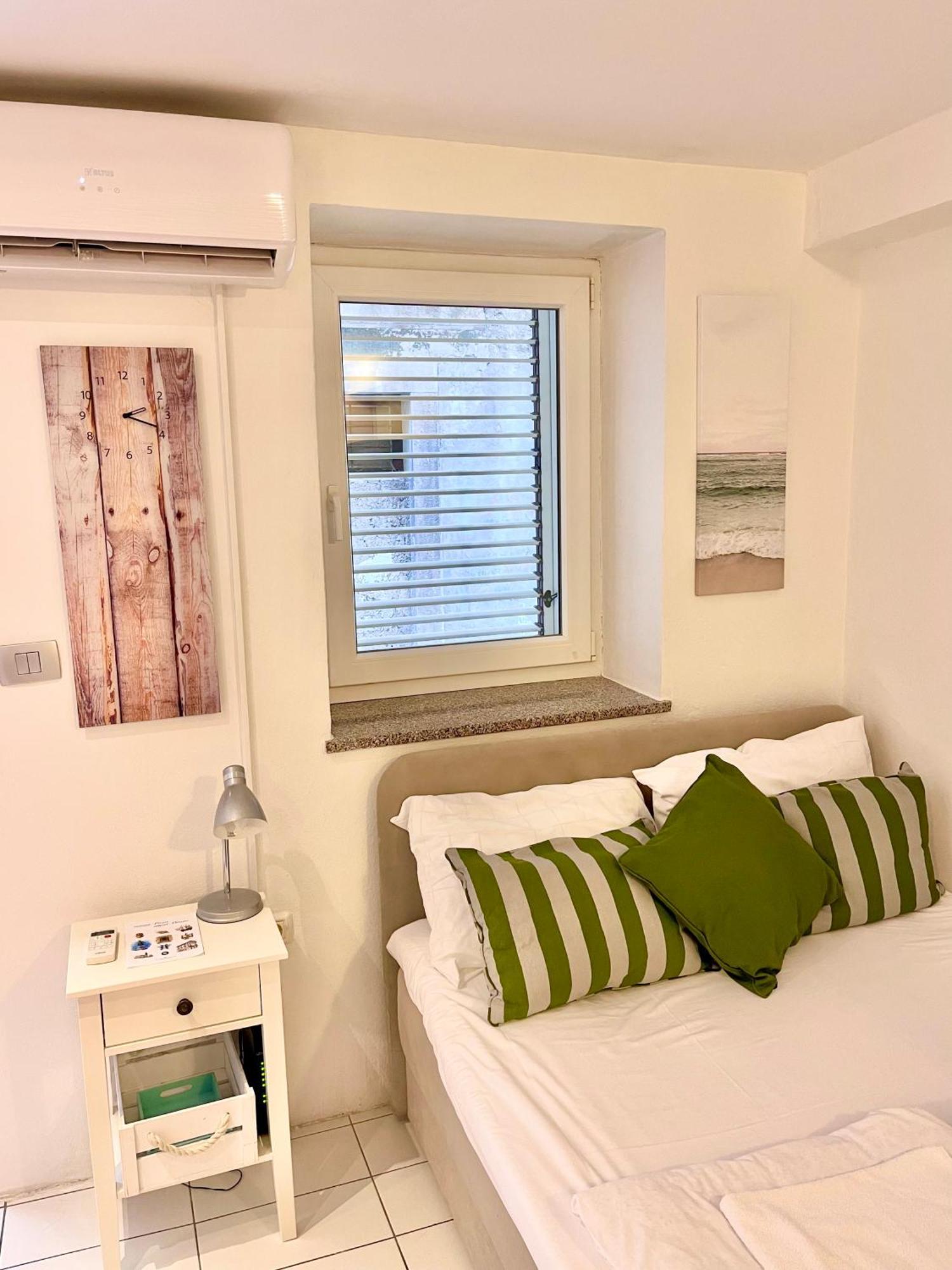 Devi-Piran Apartman Kültér fotó