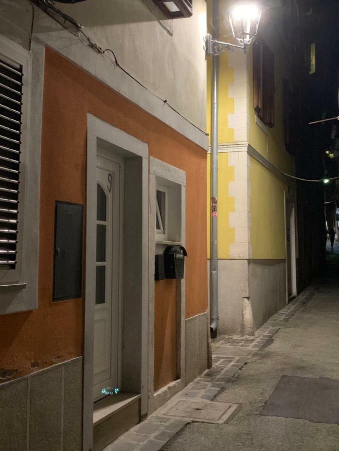 Devi-Piran Apartman Kültér fotó
