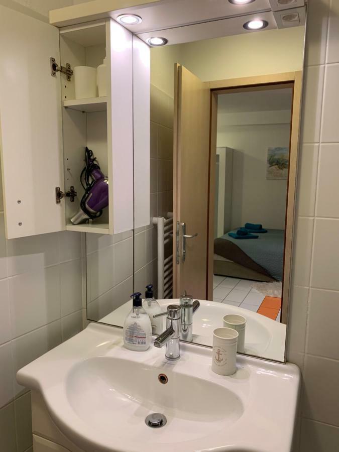 Devi-Piran Apartman Kültér fotó